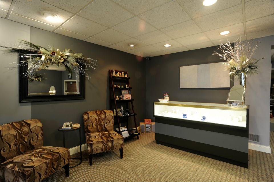 JEFFREY’S JEWELERS Updated September 2024 330 W US Hwy 30