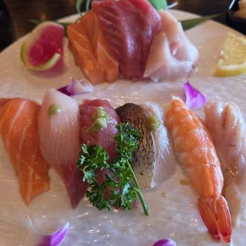 Honey Sushi - Sushi and Sashimi combo. My eyes lit up when I saw the plate! Very generous portions. - Sushi Bars Near Me - Fountain Valley, California Honey Sushi - Sushi and Sashimi combo. My eyes lit up when I saw the plate! Very generous portions. - Sushi Bars Near Me - Fountain Valley, California