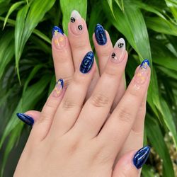 Diamond Nails and Spa