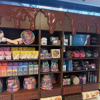Dylan's Candy Bar - Candy Stores Near Me - Los Angeles, California