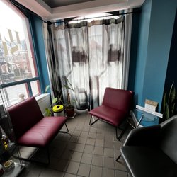 Illa Spa - Waiting are