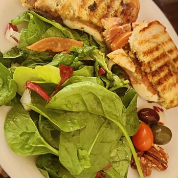 Urth Caffé-Pasadena - Parma - Cafes Near Me - Pasadena, California