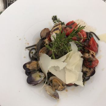 Plage l'Alba - Squid ink pasta - Beach Bars Near Me - Cannes, 06
