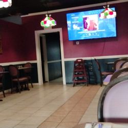 Giuseppes Pizzeria - Inside View