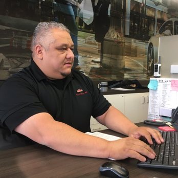 Rusnak/Pasadena Porsche - Jason Y at work - Car Dealers Near Me - Pasadena, California Rusnak/Pasadena Porsche - Jason Y at work - Car Dealers Near Me - Pasadena, California