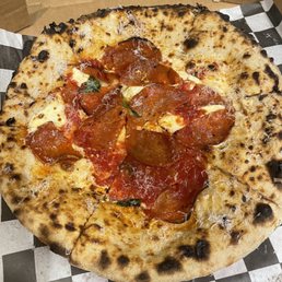 Pepperoni pizza Pepperoni pizza