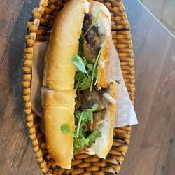 Pho Smile - E2. Grilled Pork Sandwich