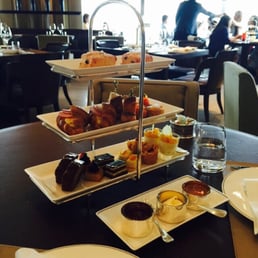 Afternoon tea set for 2