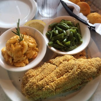 Cornbread Restaurant & Bar - Catfish w/ macaroni&cheese and green beans - Soul Food Near Me - Southfield, Michigan