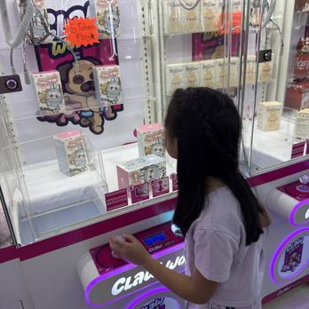 Claw World - 5 coins per play for Labubu. variety of toys for kids. kids love the place - Arcades Near Me - Las Vegas, Nevada Claw World - 5 coins per play for Labubu. variety of toys for kids. kids love the place - Arcades Near Me - Las Vegas, Nevada