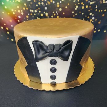 Iced - Custom Cakes Near Me - Chicago, Illinois