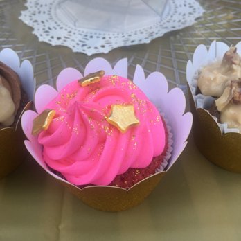 Jadey Cakes - Cupcakes Near Me Jadey Cakes - Cupcakes Near Me