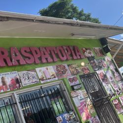 RaspaTopia - Outside
