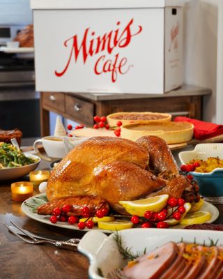 Mimi's Cafe by null