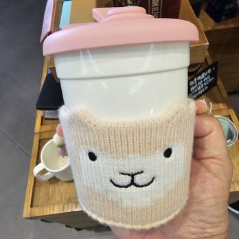 星巴克 - 30 percent off! This is the alpaca series! - Coffee & Tea Near Me - Hong Kong, HK
