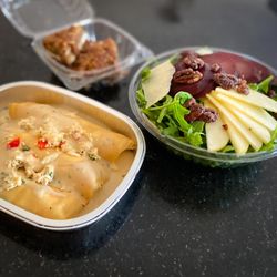 Moody's kitchen - Full meals available for take-n-bake dinners at home.