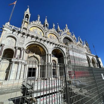 Basilica di San Marco - Landmarks & Historical Buildings Near Me - Venezia, VE Basilica di San Marco - Landmarks & Historical Buildings Near Me - Venezia, VE