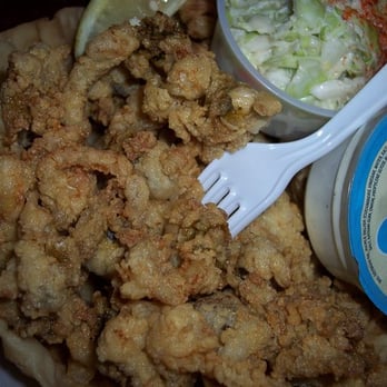 The Beachcomber - fried clams (mp = $22.99?) 5/09 - Seafood Near Me - Wellfleet, Massachusetts