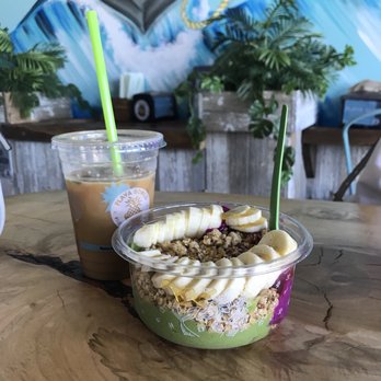 Playa Bowls - Pink Flamingo Pitaya Bowl - Acai Bowls Near Me - Baton Rouge, Louisiana