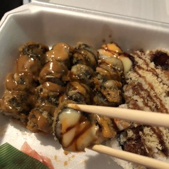 Sushi Town - Tiny Las Vegas roll - Sushi Bars Near Me - Plano, Texas