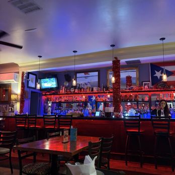 Lola's Lounge - Restaurant seating - Spanish Near Me - Sacramento, California Lola's Lounge - Restaurant seating - Spanish Near Me - Sacramento, California