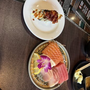 Akame Sushi - Sushi Bars Near Me - Roseville, California Akame Sushi - Sushi Bars Near Me - Roseville, California