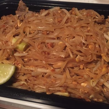 Kare Thai - Beef pad thai - Thai Near Me - New York, New York