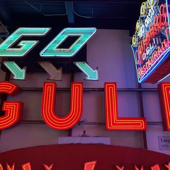 American Sign Museum - Museums Near Me - Cincinnati, Ohio