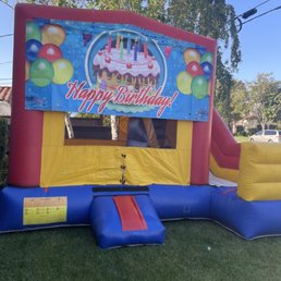Birthday jumphouse