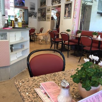 Cafe Hölzl - Bakeries Near Me - Munich, BY Cafe Hölzl - Bakeries Near Me - Munich, BY