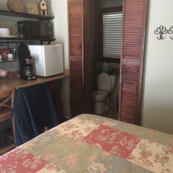 Blanco County Inn - Small, cozy, and very well kept - Hotels Near Me - Blanco, Texas Blanco County Inn - Small, cozy, and very well kept - Hotels Near Me - Blanco, Texas