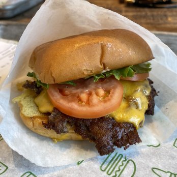 Shake Shack Glendale - ShackBurger - Burgers Near Me - Glendale, California