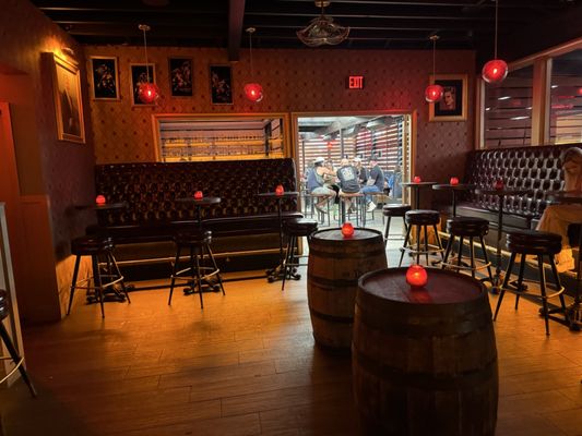 Swan Bar by null