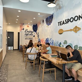 Teaspoon - Indoor seating - Bubble Tea Near Me - Brea, California