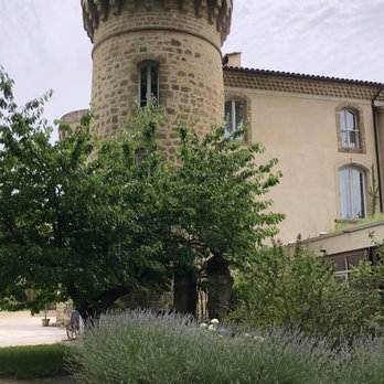 Château de Massillan - hotel - Hotels Near Me - Uchaux, 84