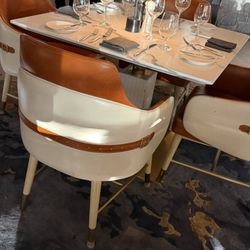 The Bistro Edgewood - Tables are comfortable but chairs are very heavy and hard to move. But nice setting with sparkling glass wear.