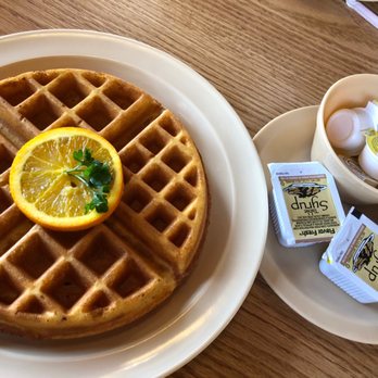 Ludlow Cafe - Yum Belgian waffles are tasty. - American Near Me - Ludlow, California