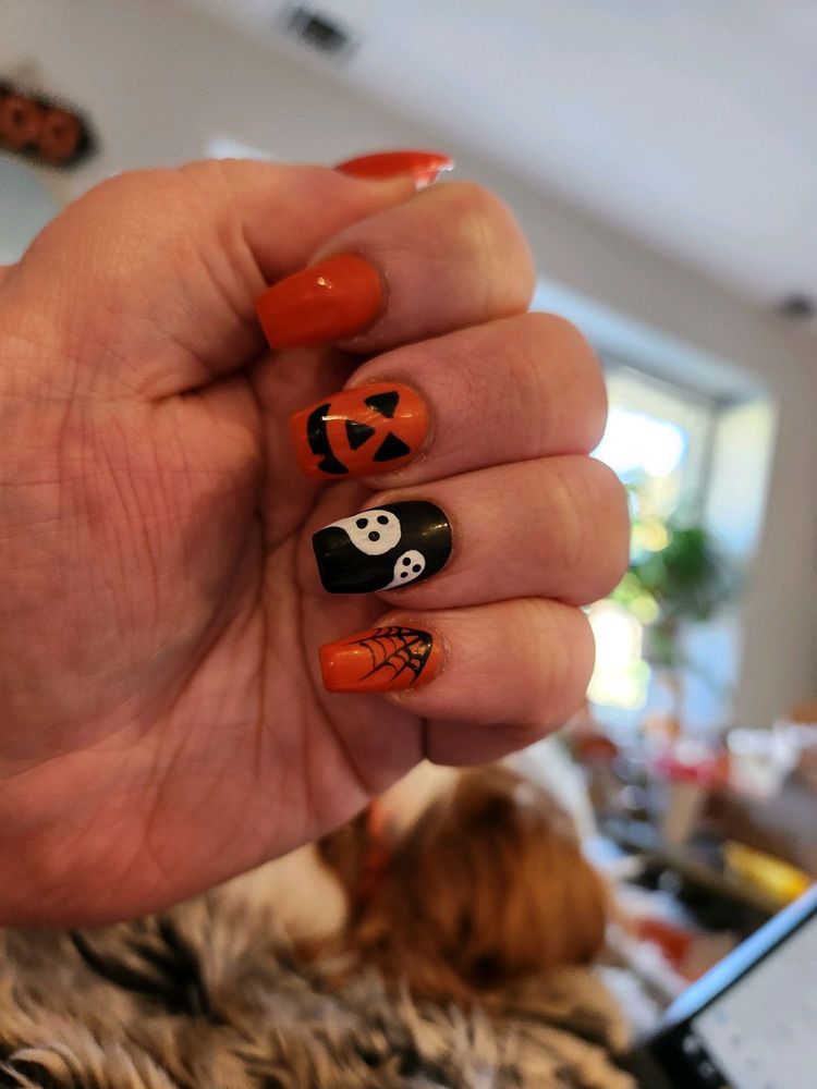 Palace Salon Nails & Spa Logo