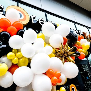 Pop Arts - CorePower Installation - Balloon Services Near Me - Denver, Colorado Pop Arts - CorePower Installation - Balloon Services Near Me - Denver, Colorado
