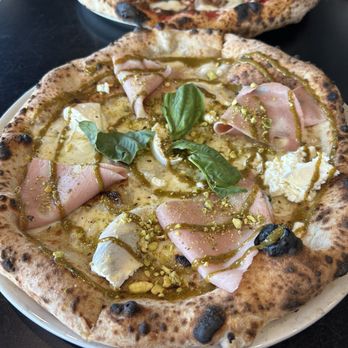 Mercurio's Shadyside - Pistacchio & mortadella - perfection - Pizza Near Me - Pittsburgh, Pennsylvania Mercurio's Shadyside - Pistacchio & mortadella - perfection - Pizza Near Me - Pittsburgh, Pennsylvania