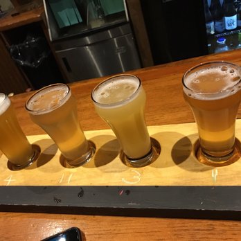 Sawdust City Brewery - Sampling - Breweries Near Me - Gravenhurst, Ontario