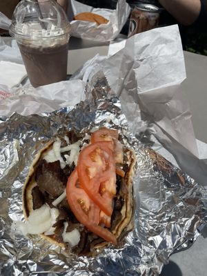 Budacki's Drive In by null