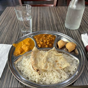 Himalayan Restaurant - Himalayan Restaurant Lunch Special - Indian Near Me - Chicago, Illinois