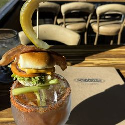 Schooners Patio Grille - The Ultimate Margarita: good presentation, poor quality drink