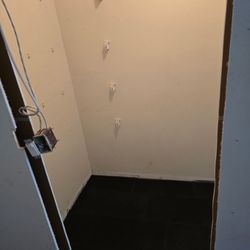 Brad's Flooring 
