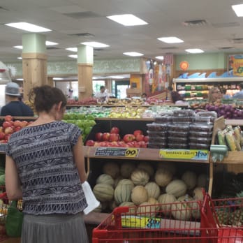 Trader Joe's - The place was packed but everything was stacked - Grocery Near Me - Brookline, Massachusetts