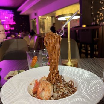 Nova Kitchen & Bar - Floating Garlic Noodz - Asian Fusion Near Me - Garden Grove, California