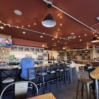 Nosh Bar - Inside - Pizza Near Me - Costa Mesa, California Nosh Bar - Inside - Pizza Near Me - Costa Mesa, California
