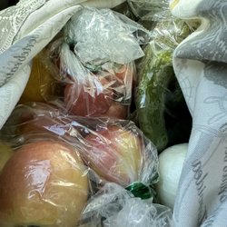H&W Produce - Getting my vegg on
