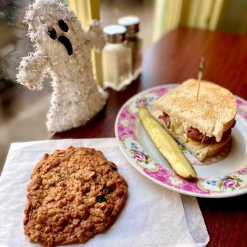 Sina's Backroads Cafe - Oatmeal raisin cookie & half gold rush sandwich - Cafes Near Me - Sutter Creek, California Sina's Backroads Cafe - Oatmeal raisin cookie & half gold rush sandwich - Cafes Near Me - Sutter Creek, California